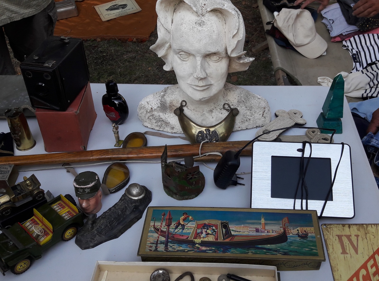 Flea market in the town of La-Baule-Escoublac. - My, , France, Longpost, Flea market