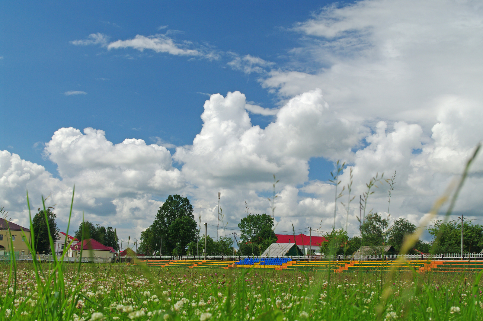 Summer sky of Vitebsk region. - My, The photo, Republic of Belarus, Sky, Clouds, , Vitebsk region, Town, Summer, Longpost