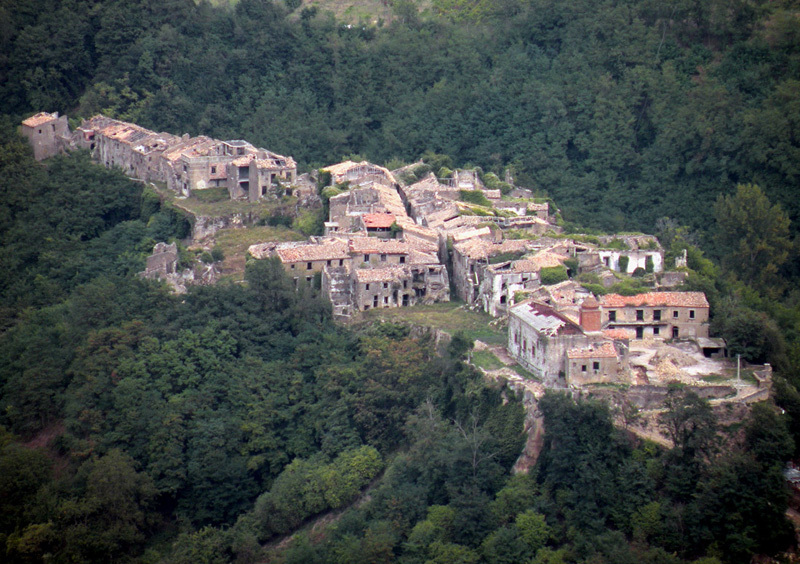 Broken by war and the elements (abandoned cities of the world) - Abandoned, Abandoned place, Ghost town, Tourism, Zabugornyurban, Urbanfact, Longpost