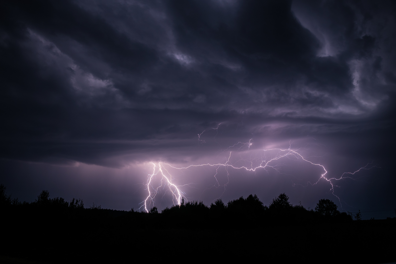 Lightning storm! - My, Uglich, Thunderstorm, Lightning, Yesterday, Longpost