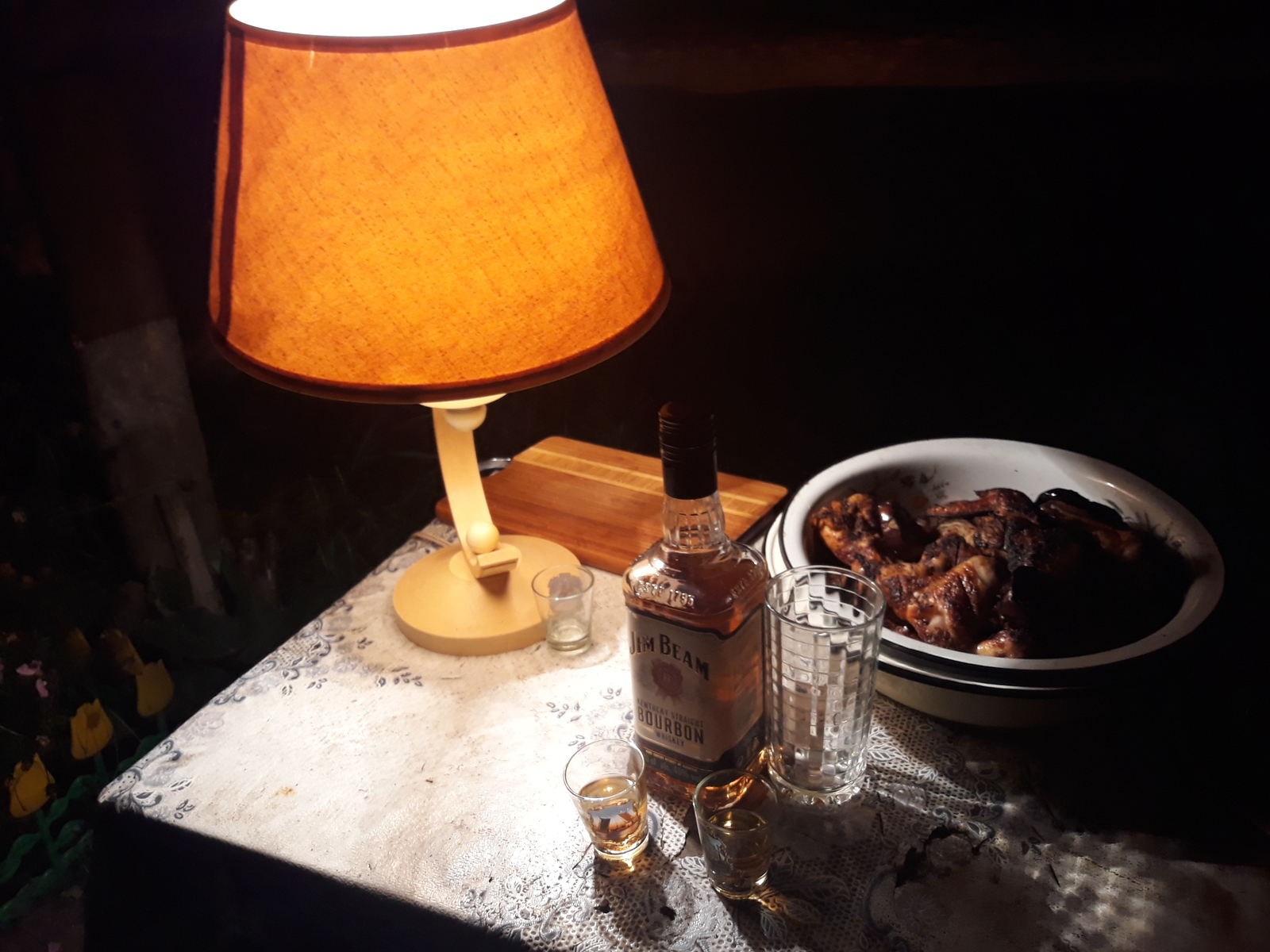 Lamp light is a state of mind! - My, Лампа, Autumn, Shashlik, Garden, Night, Whiskey