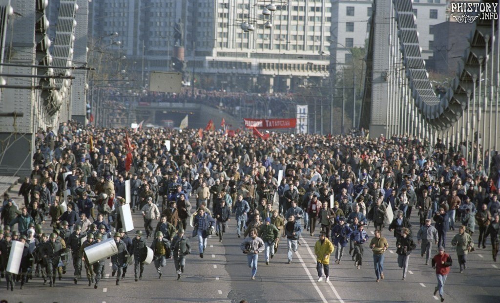 Фото Москвы 25 лет назад - История, Москва, 1993, Путч, Борис Ельцин, Беспорядки, Фотоистория, Длиннопост