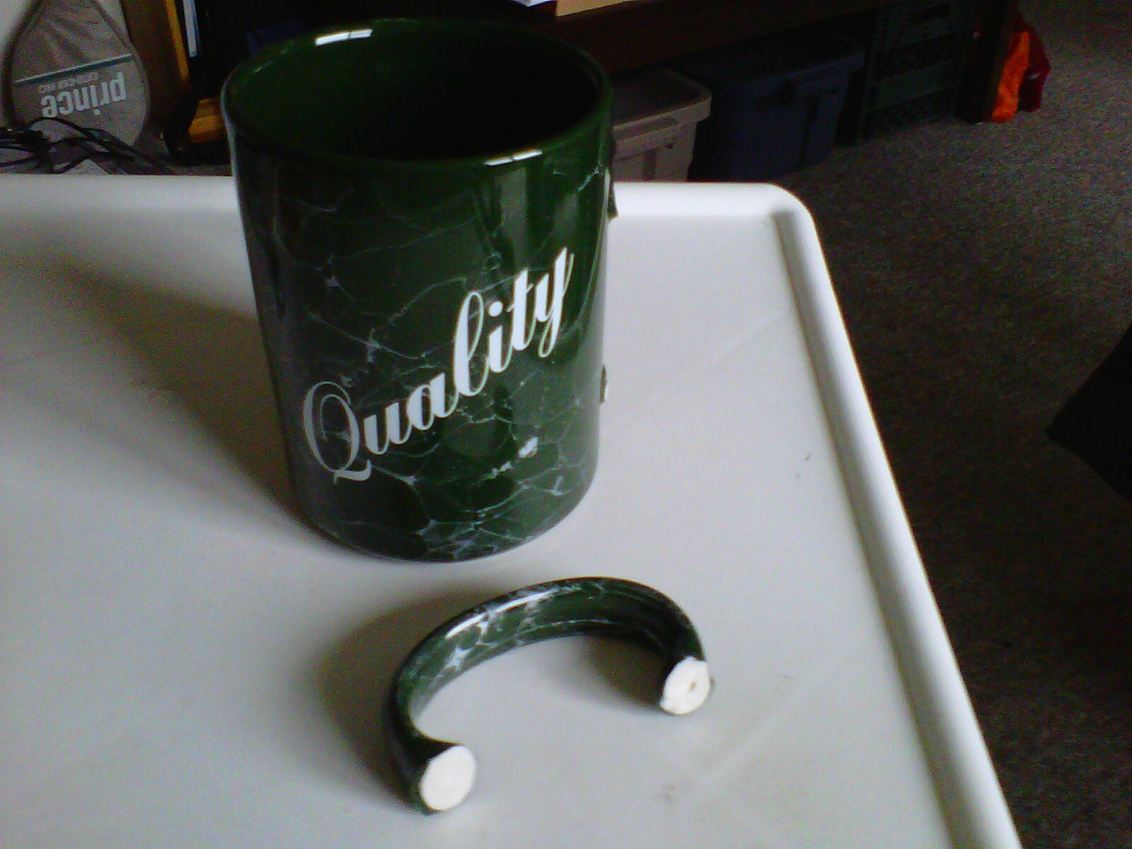 Quality - The photo, A cup, Pen, Irony, Reddit