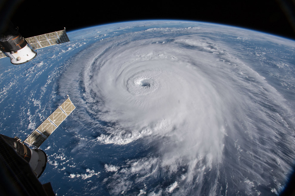 What does a hurricane look like from space? - Hurricane, Climate, The photo, Longpost, Space, USA, Hurricane Florence