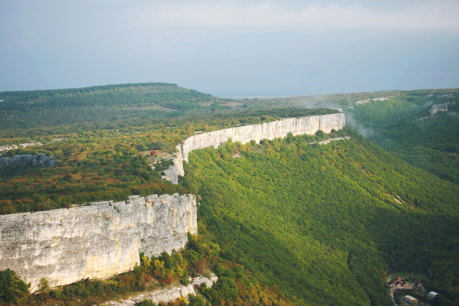 Flying over the Crimean mountains. - My, Crimea, Bakhchisarai, The photo, Height, Flight, The mountains, Morning, Tepe Kermen, Longpost