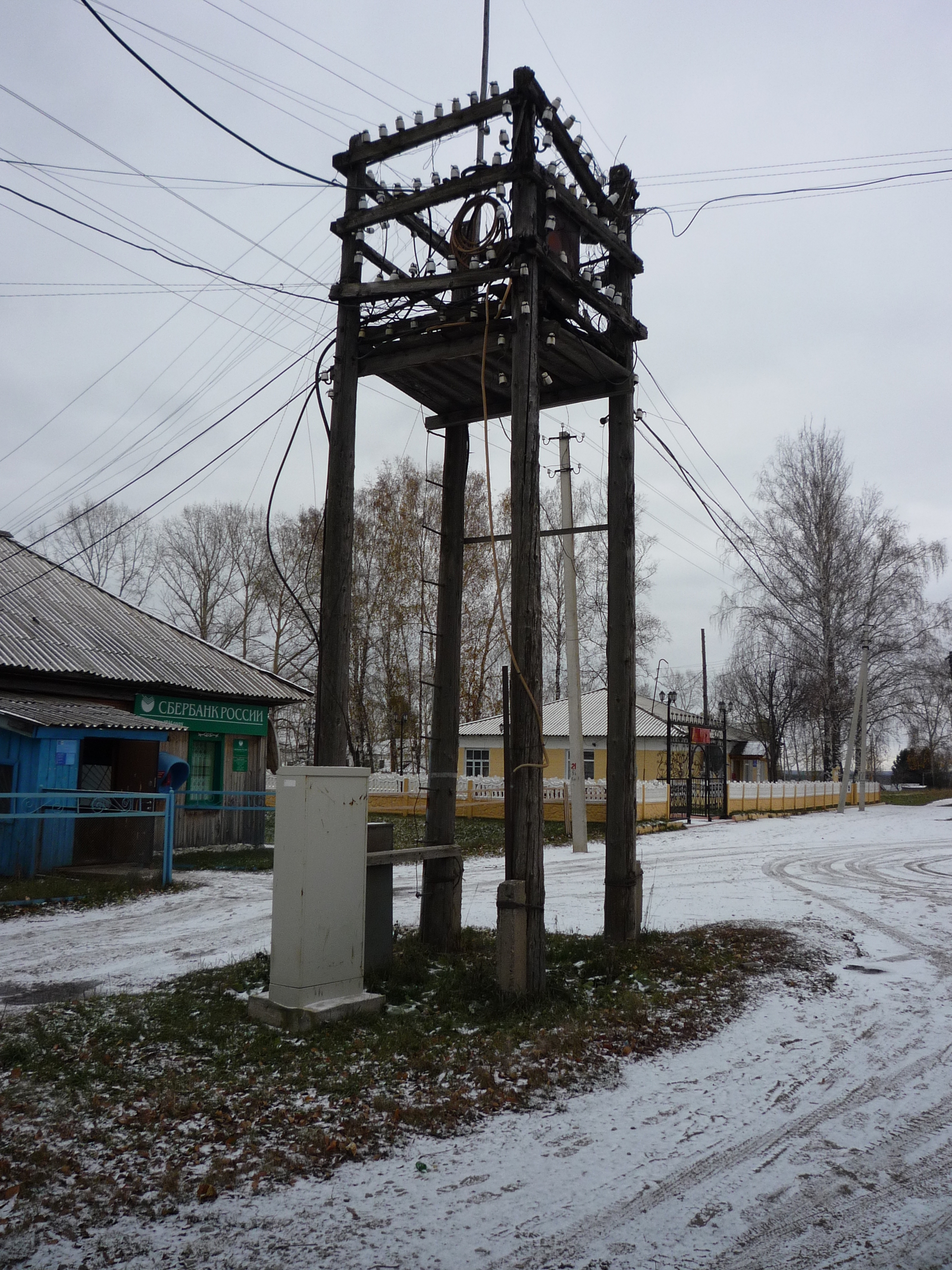 Депрессивная Сибирь... - Моё, Длиннопост, Сибирь, Поселок, Фотография, Осень