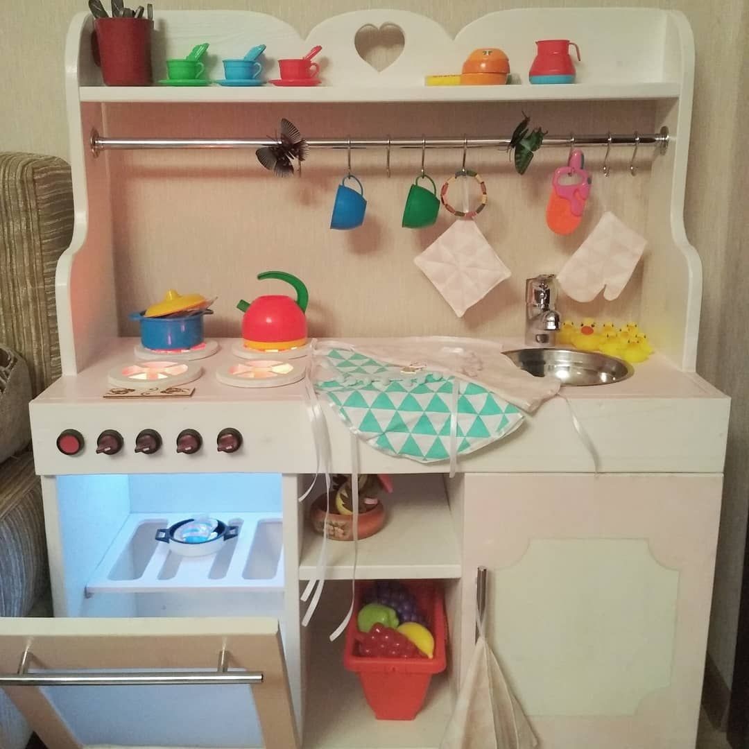 Детская кухня — развивающий подарок своими руками
