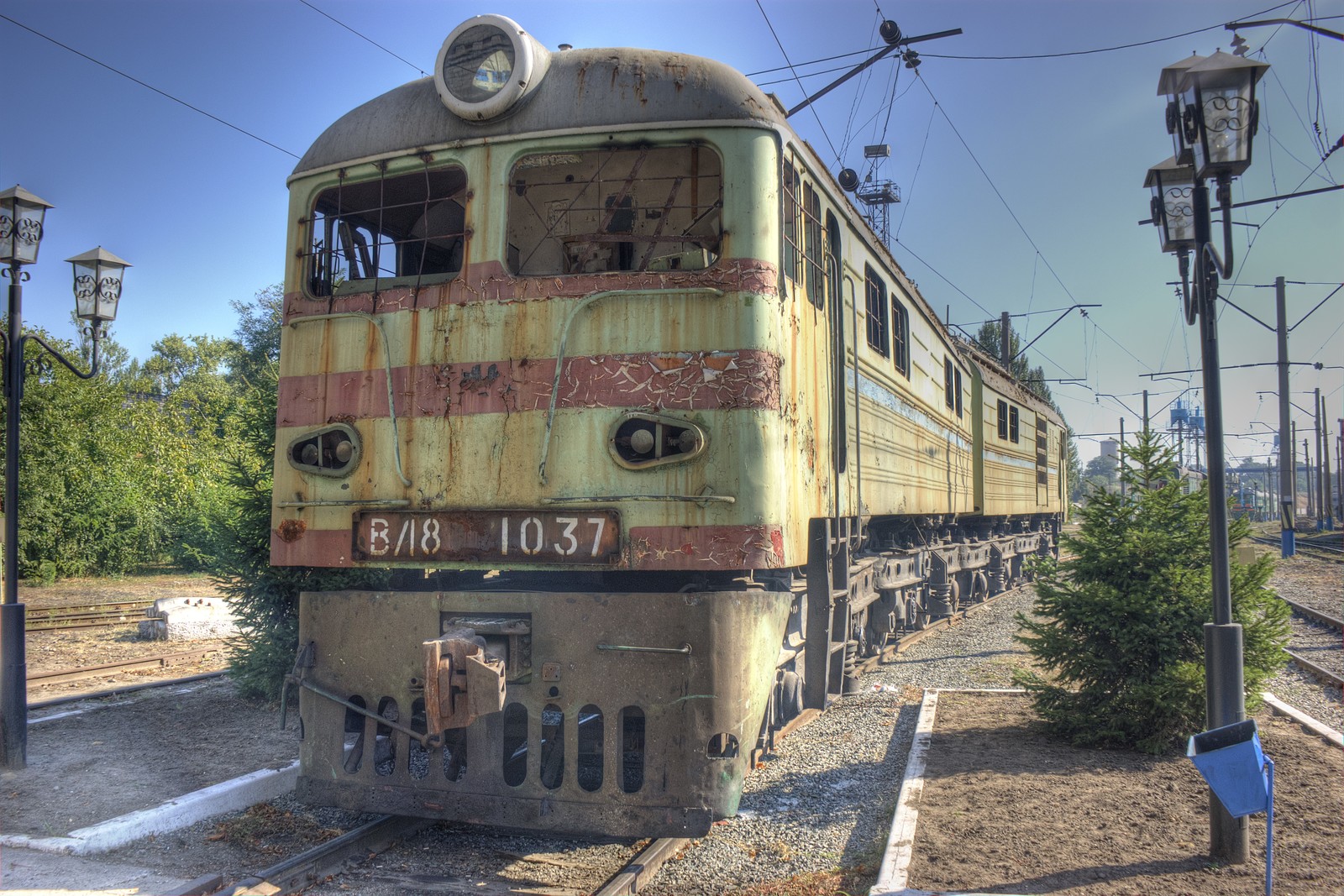 Tired worker - My, Railway, Electric locomotive, The photo, Ukrzaliznytsia