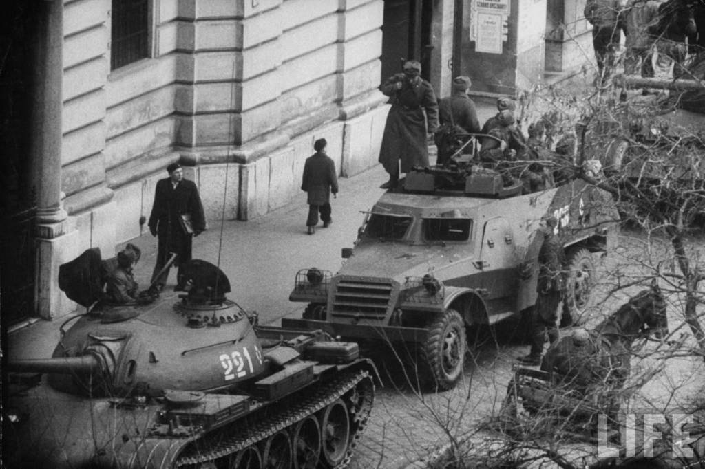 The Hungarian uprising of 1956. The Communists of Hungary were hung by their feet and nailed to the floor. - Story, Hungary, , Longpost, Communism