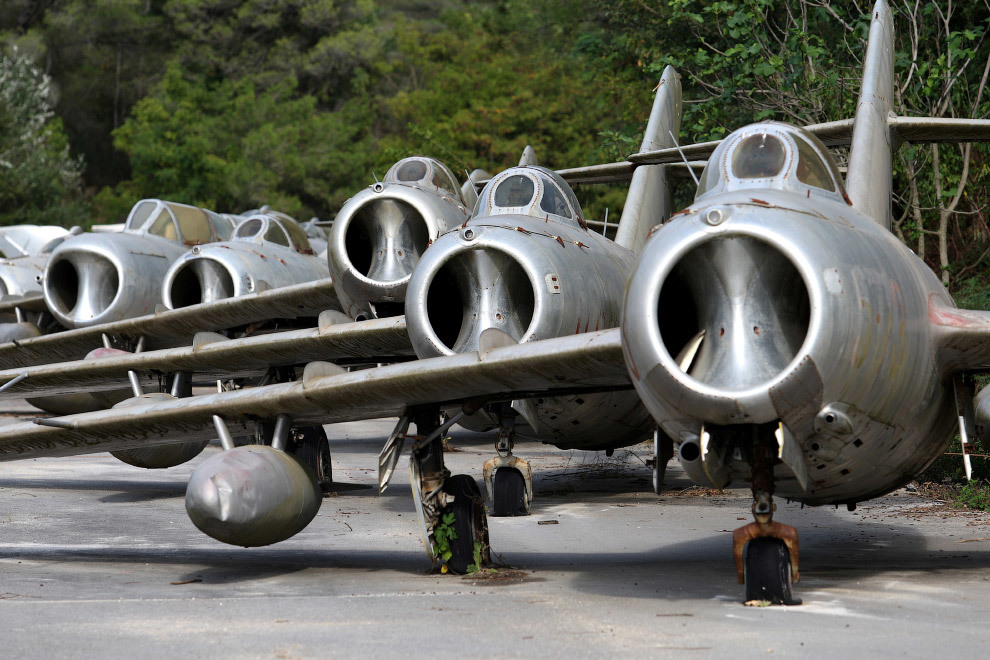 Cemetery of Soviet aircraft in the former city of Stalin (Kuchova) - Aviation, the USSR, Abandoned, MOMENT, Albania, Longpost