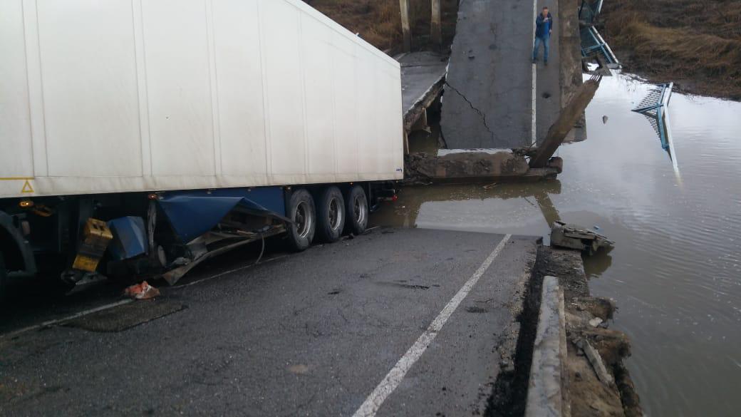 Bridgefall in Primorsky Krai. - Vladivostok, Primorsky Krai, , Osinovka, Bridge, Incident, Video, Longpost