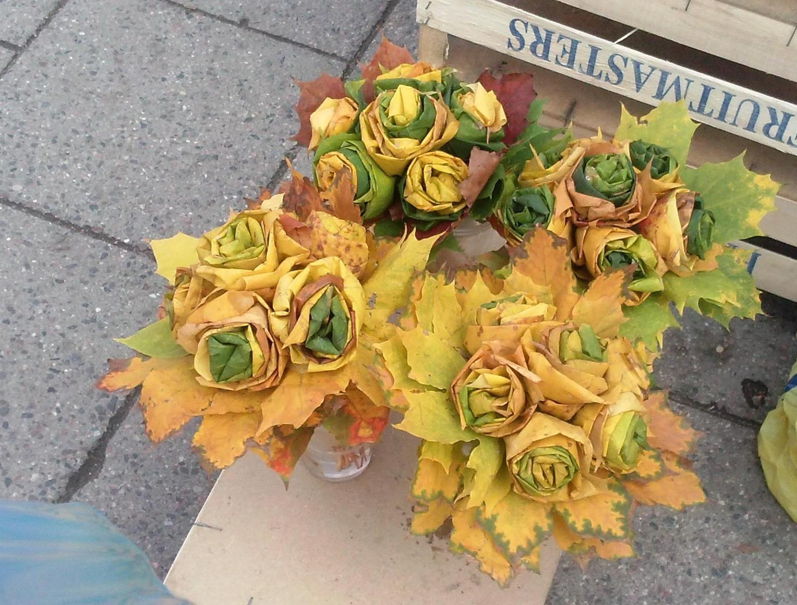 Seasonal bouquet. - The photo, Bouquet, , Fallen leaves, Autumn leaves, Maple Leaf