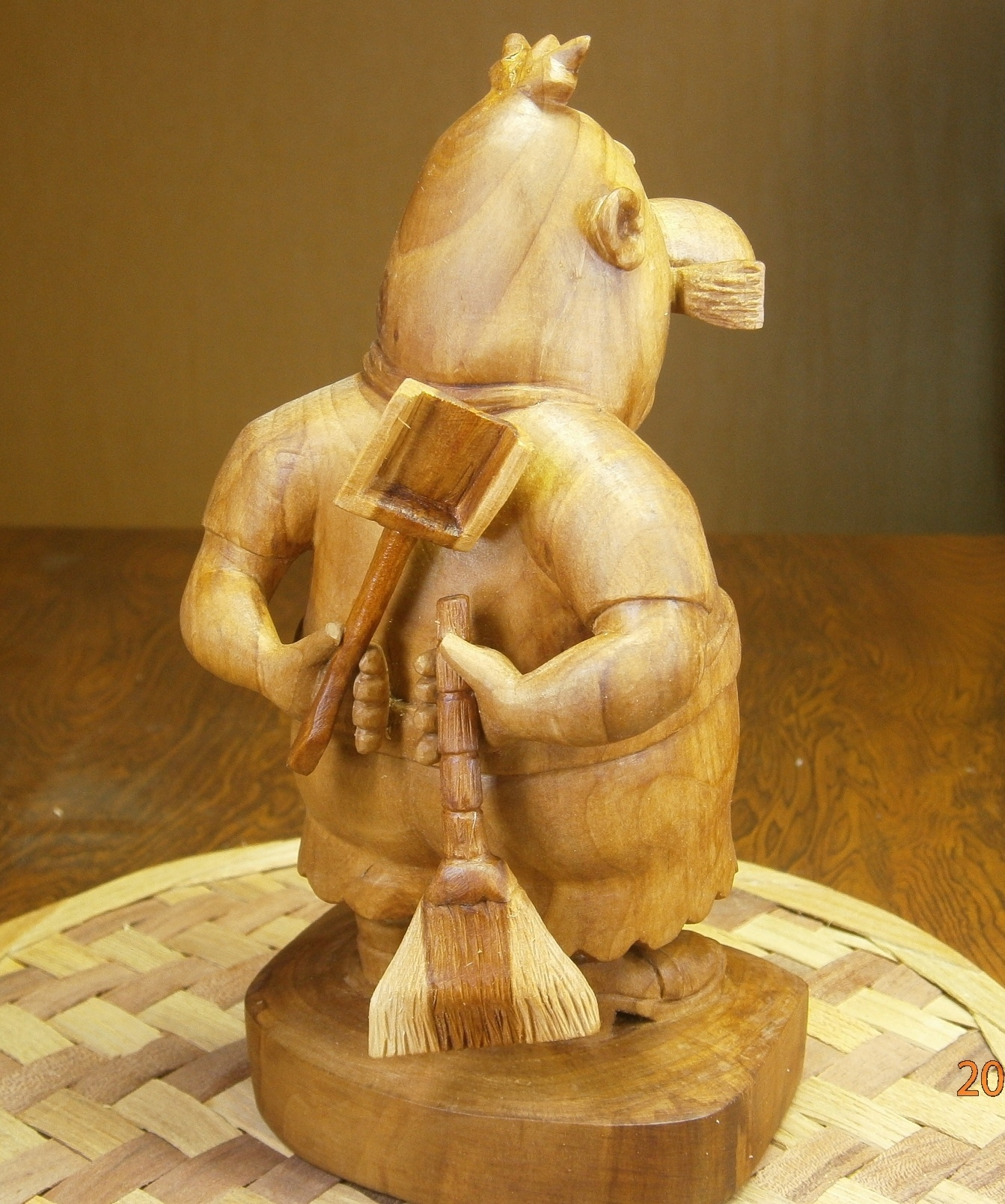 Woodcarving. - My, Father, Wood carving, Handmade, Treasure Island, Longpost, Velikie Luki, GIF