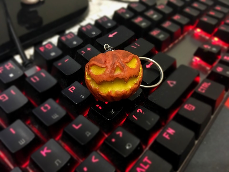 Keychain - pumpkin with Hearthstone logo - My, Craft, Craft, Handmade, Hearthstone, With your own hands, Creation, , Halloween, Longpost