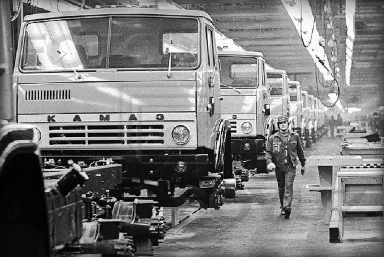 Automotive industry of the USSR. - the USSR, Auto, Industry, Factory, 20th century, A selection, Bus, Trolleybus, Longpost