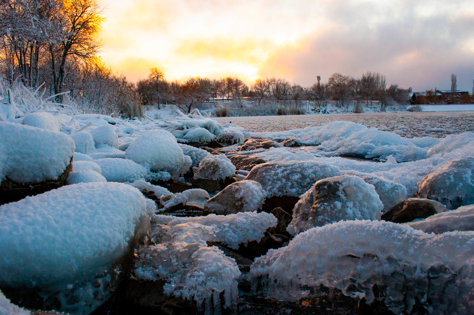 Zimushka - My, Volga, Beginning photographer, I want criticism, Ice, Winter, Longpost, The photo, Volga river