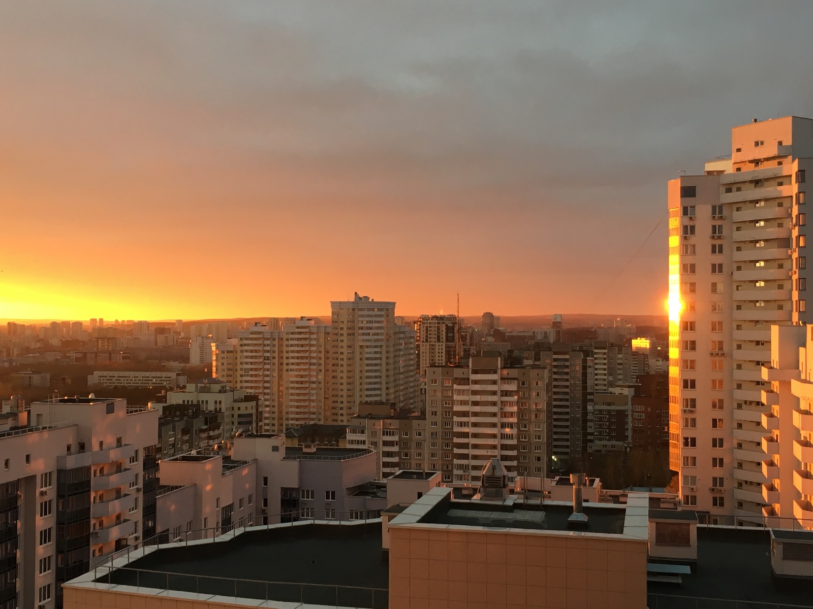 600 sunrises Catherine suddenly - My, Yekaterinburg, dawn, Betterbespal, Landscape, Ural, Longpost