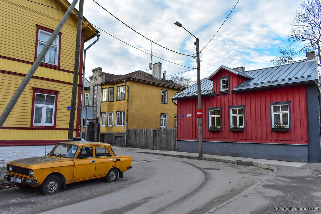 What is being done with wooden buildings in Tallinn - Estonia, Tallinn, Europe, Longpost, Architecture, The photo, Urbanism, Building, House