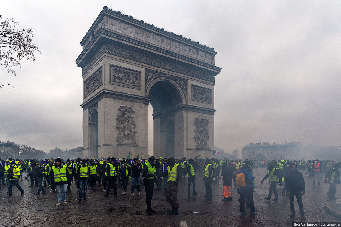 Do you want it to be like in Paris? (video and photo report) - My, Paris, France, Reportage, Protest, Pogrom, Ilya Varlamov, Police, Video, Longpost