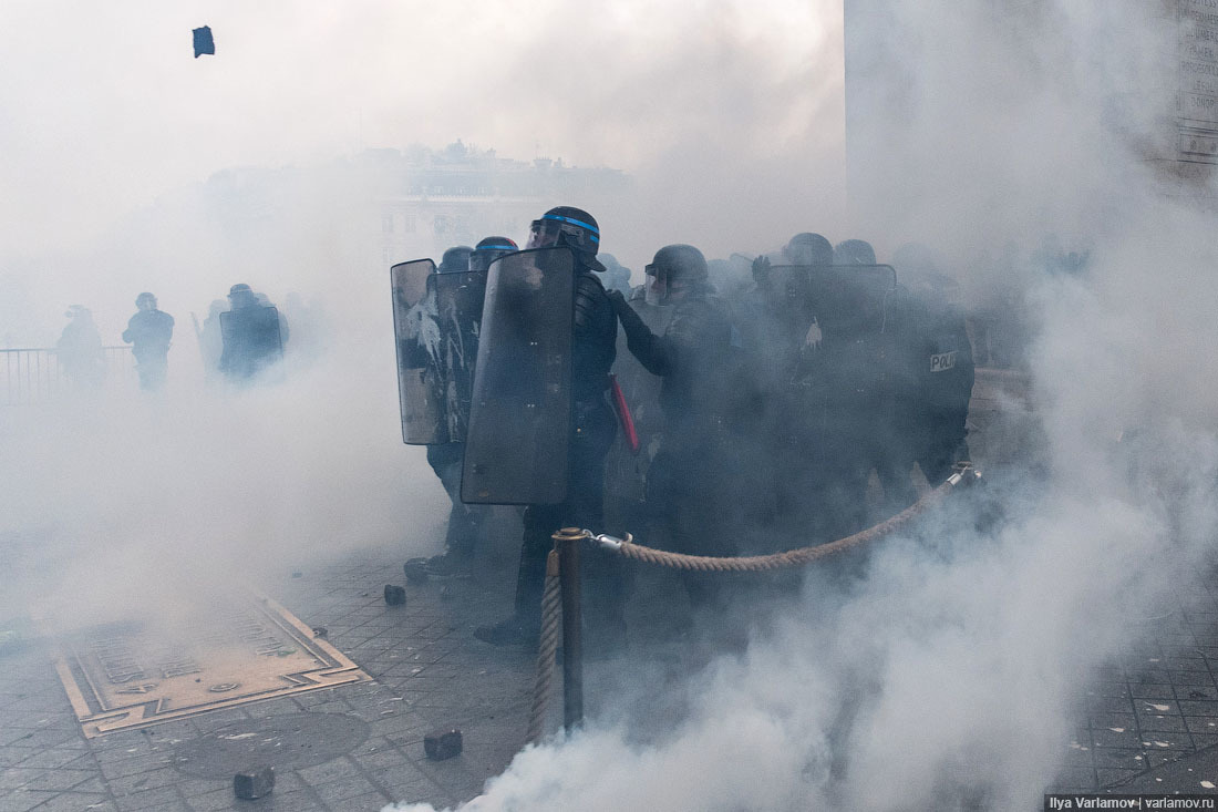 Do you want it to be like in Paris? (video and photo report) - My, Paris, France, Reportage, Protest, Pogrom, Ilya Varlamov, Police, Video, Longpost