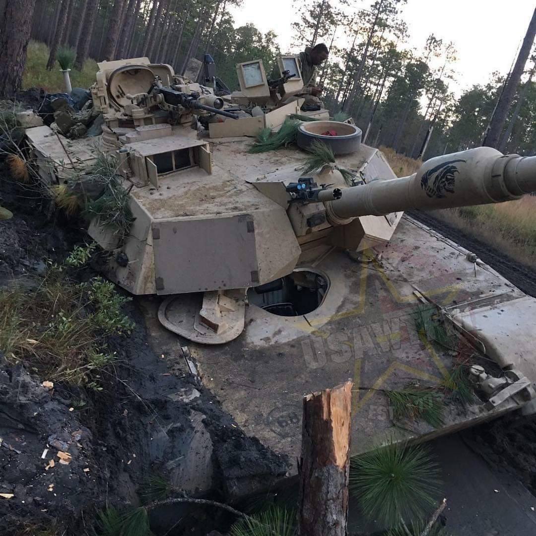 She was deeper than we thought - Tanks, Army, Off road, Tank Abrams