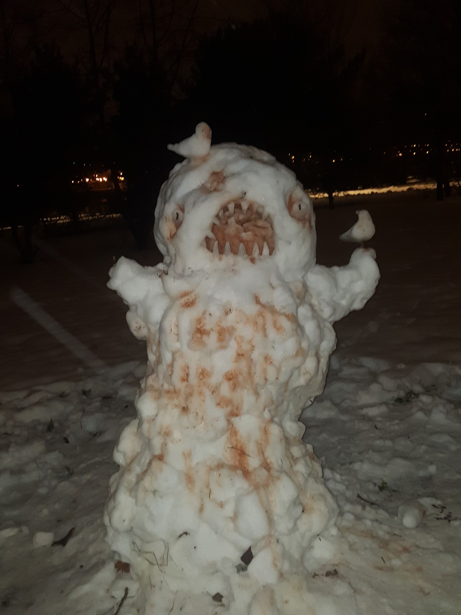 Страшный снеговик