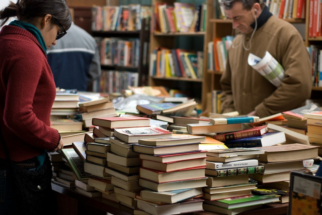 Quit his job to wait for the girl he saw in the bookstore 10 seconds - China, Love, Relationship, Books