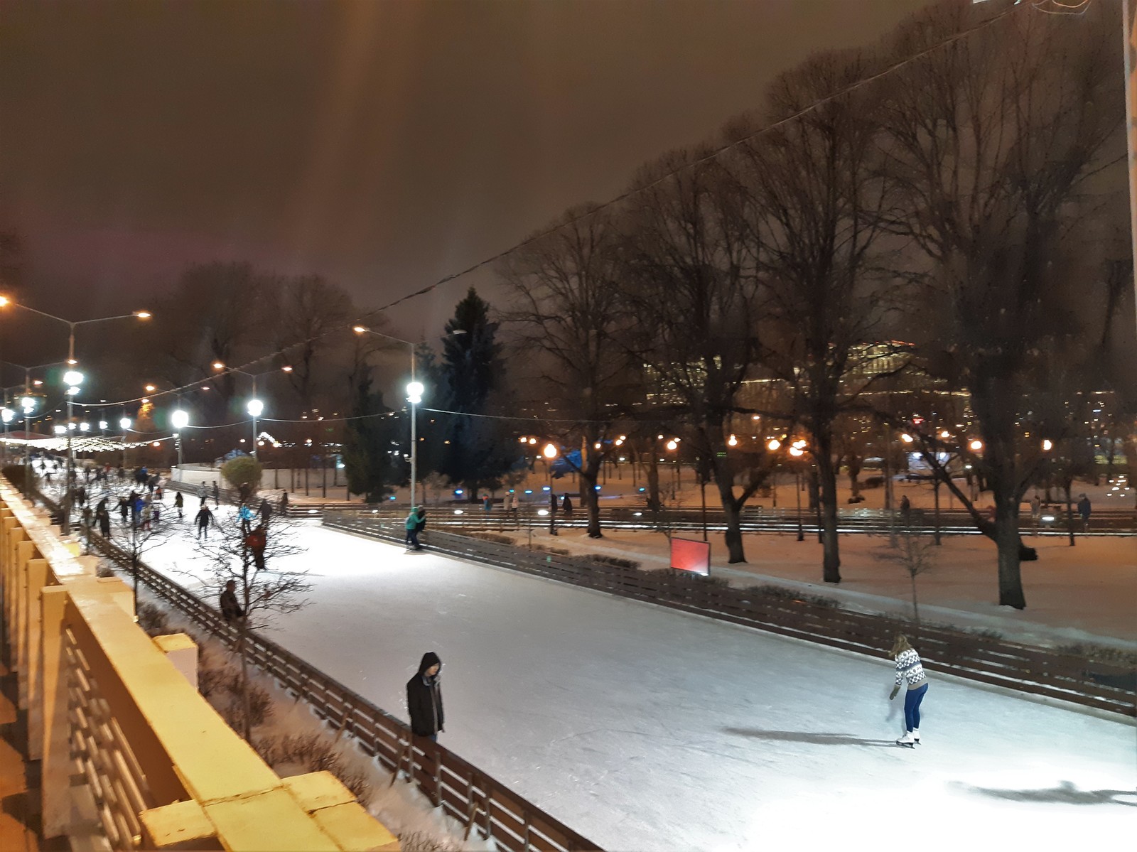 Вечерняя ленивая прогулка от метро Парк Культуры до метро Воробьевы горы - Моё, Прогулка, Парк культуры, Нескучный сад, Воробьевы горы, Длиннопост, Картинки, Вечер