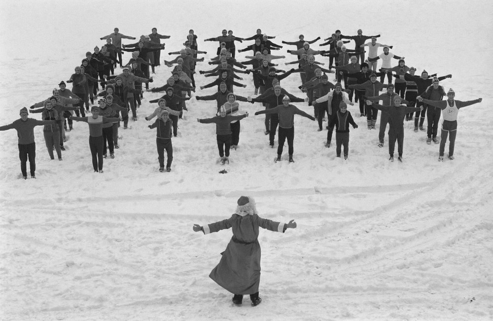 Photo with Soviet Santa Claus - Accordion, Father Frost, New Year, , The photo, Nostalgia, Longpost, Repeat