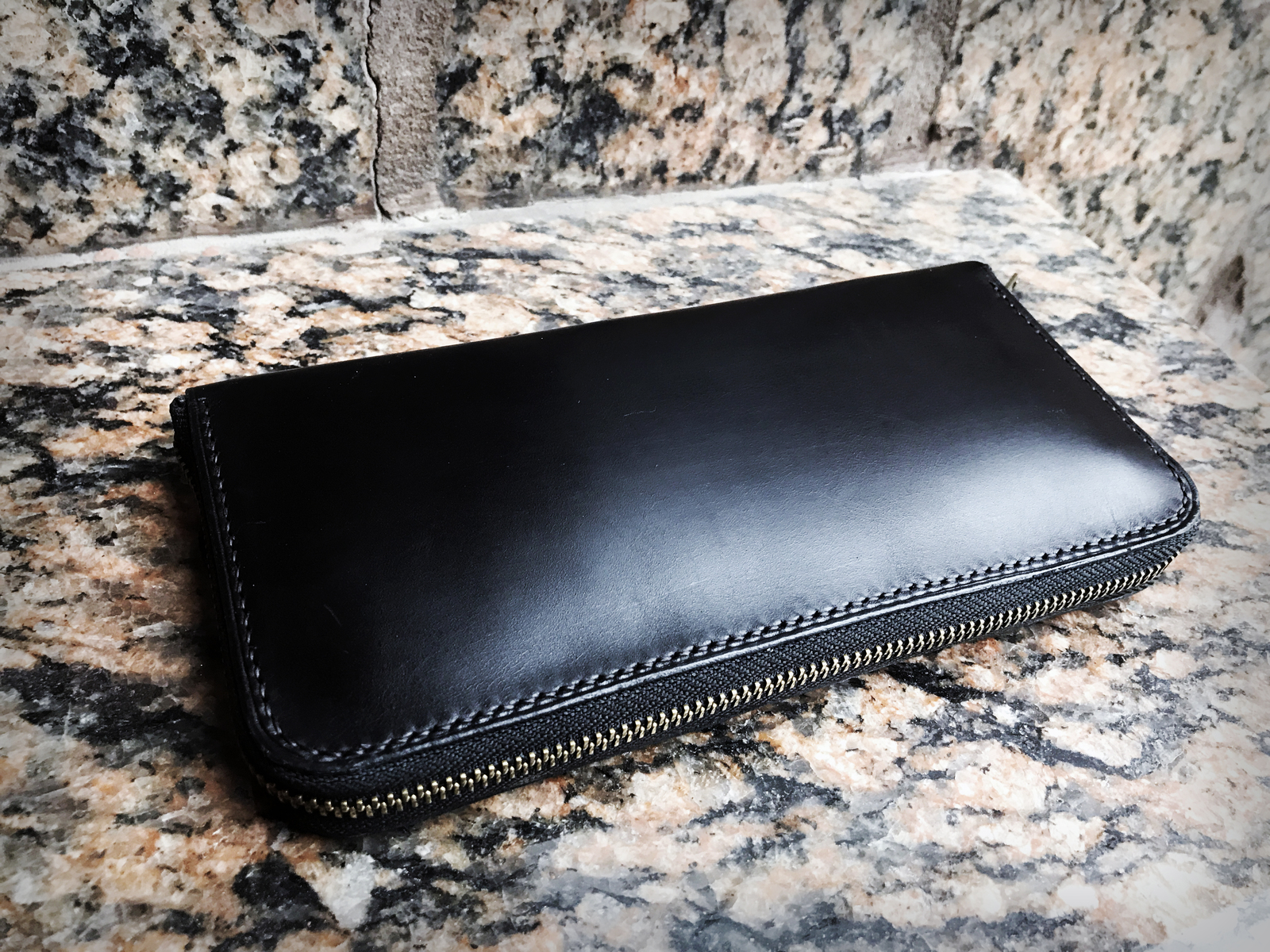 Leather men's clutch - My, Clutch, Men's clutch, Leather clutch, Leather, Presents, Video, Longpost