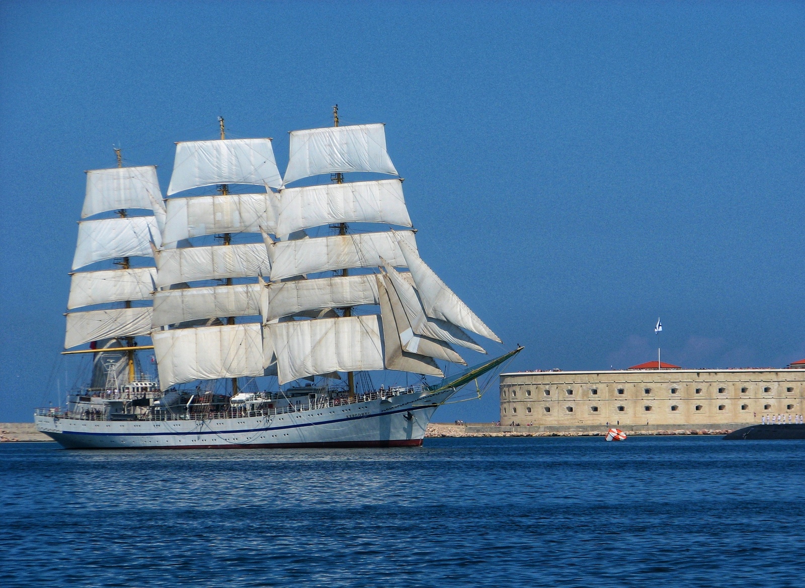 ship and fort - My, Beginning photographer, I want criticism, Ship, Sea, Navy Day, The photo