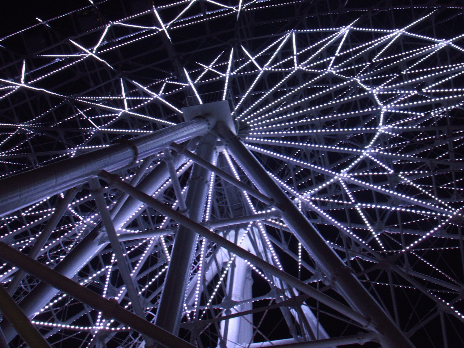 Star of Anhor. - Ferris wheel, Tashkent, Attraction, Longpost