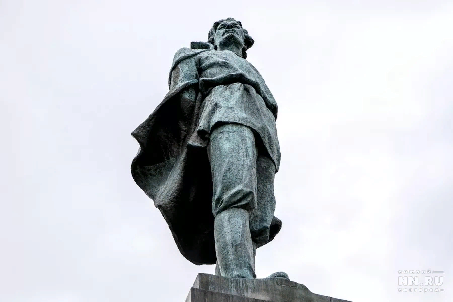 Monument to Maxim Gorky. Nizhny Novgorod. - My, Nizhny Novgorod, bitter, Tourism, Longpost