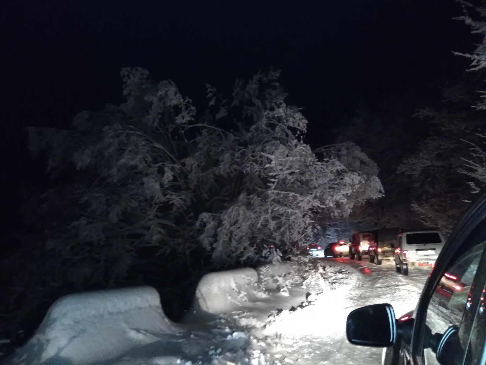 Crimean winter fairy tale and transport collapse - Ai-Petri, Crimea, Winter, , Black Sea, Summer tires, Longpost