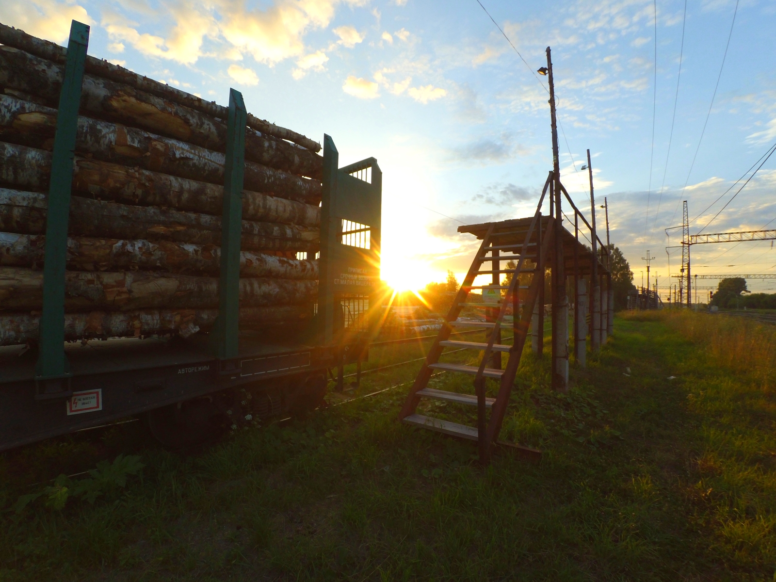 Railway sunset 2018. - My, Sunset, Evening, Summer, Railway, A train, 2018, , Russian Railways, Longpost