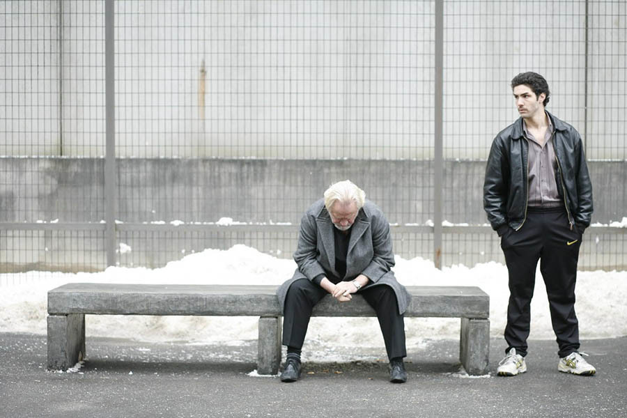 Bad news. Film Prophet directed by Jacques Audiard. - , Movies, Prophet, Tahar Rahim, , Longpost