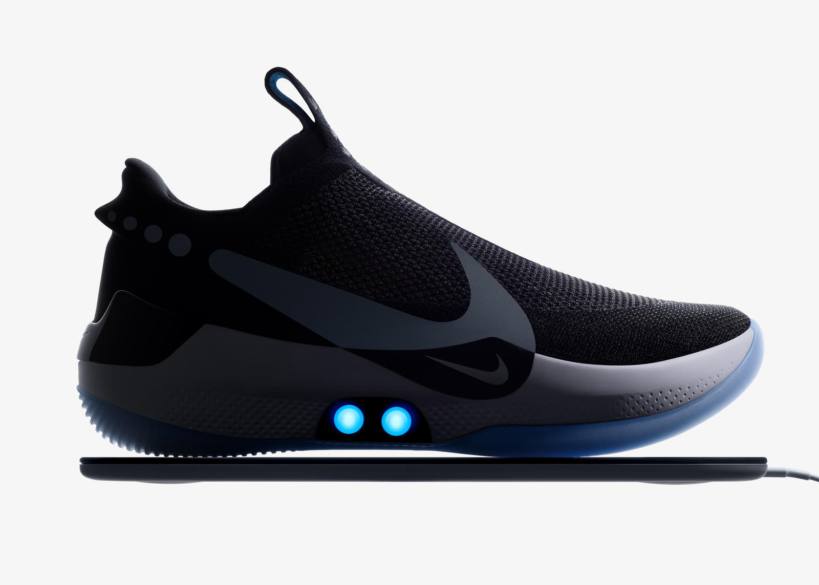 Nike Adapt BB — умные кроссовки с управлением со смартфона - Nike, Fit Adapt, Технологии, Кроссовки, Длиннопост