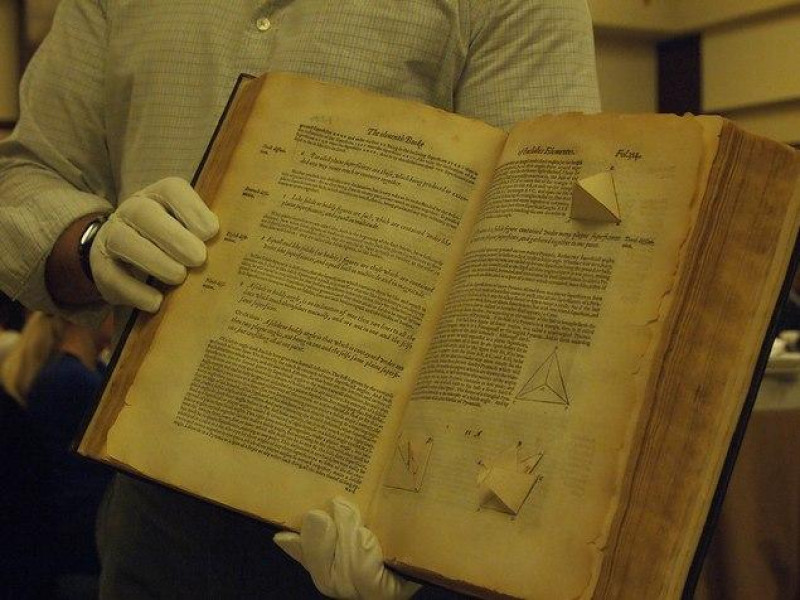 Three-dimensional textbook of Euclidean geometry, 1570 - Books, Antiquity, The photo, Rarity