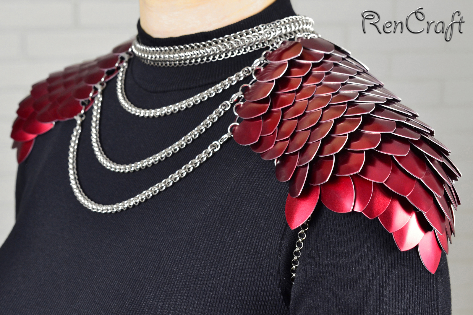 Red Scaled Spaulders - My, Needlework without process, Chain weaving, Chain mail jewelry, Handmade, Shoulders, Chain mail, Longpost