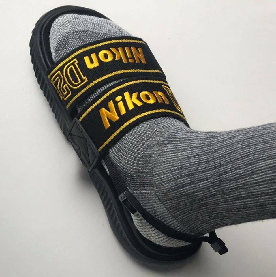 The expression Photographed on slippers takes on a real meaning - Nikon, Photo on sneaker