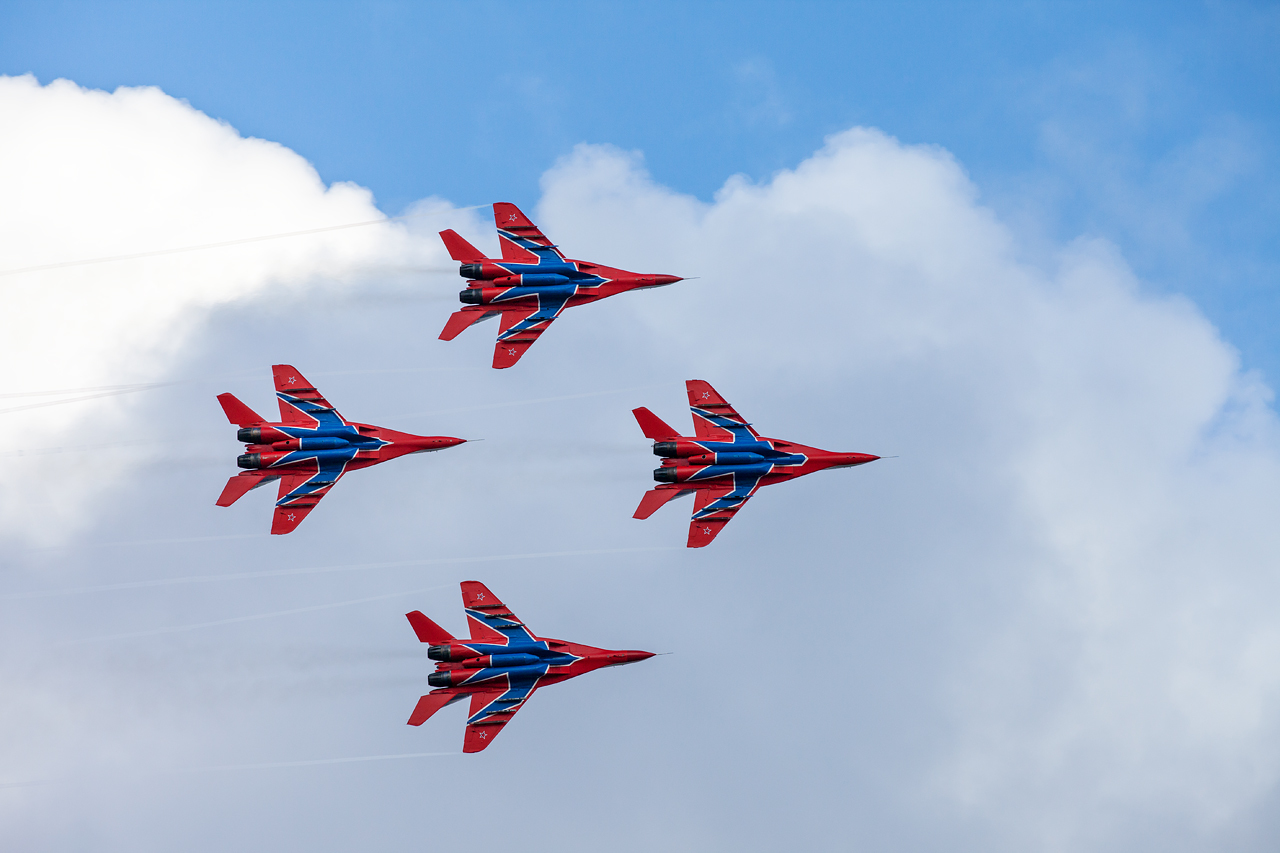 Performance of AGVP Swifts in Kazan - My, Aerobatics, Aviation, Swift, Kazan, MiG-29, Longpost, The photo