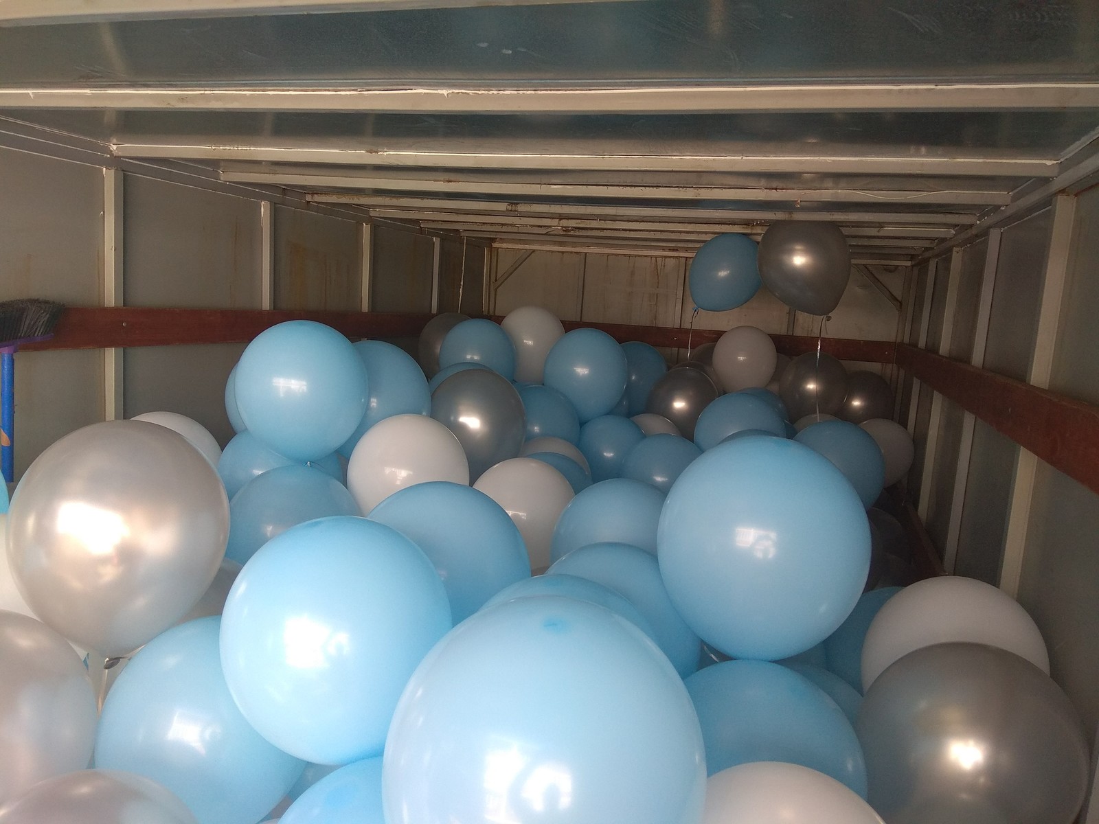 Balloons - Cargo transportation, Air balloons