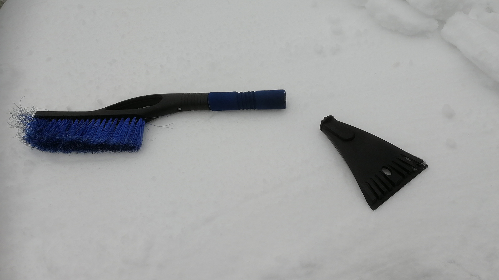 How many brushes have you broken this winter? - My, sweeping brush, Winter, Motorists