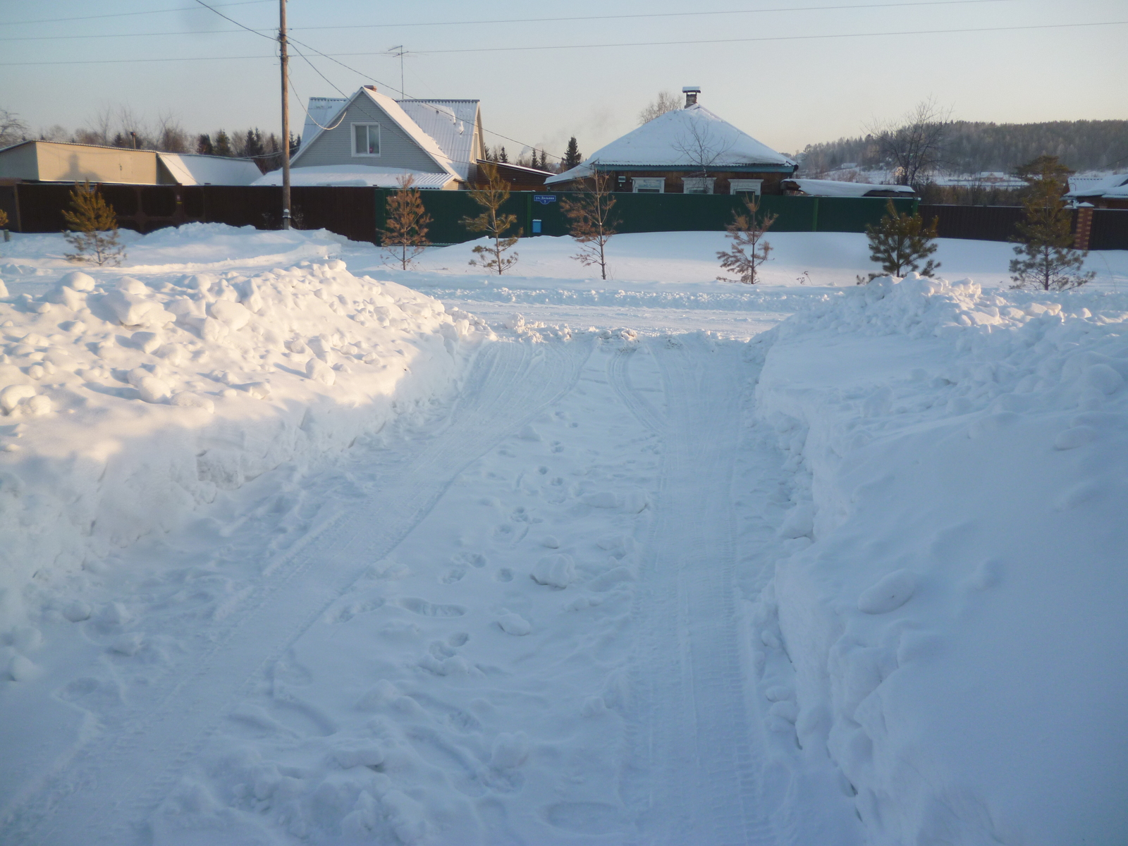 Don't forget the snow if you're thinking about living in your own house. - My, My house, Snow removal, , Downshifting, Rural life, Village, Video, Longpost