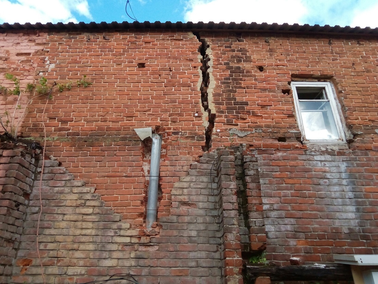 Строительный беспредел под окнами кремля продолжается в самом центре  Нижнего Новгорода | Пикабу