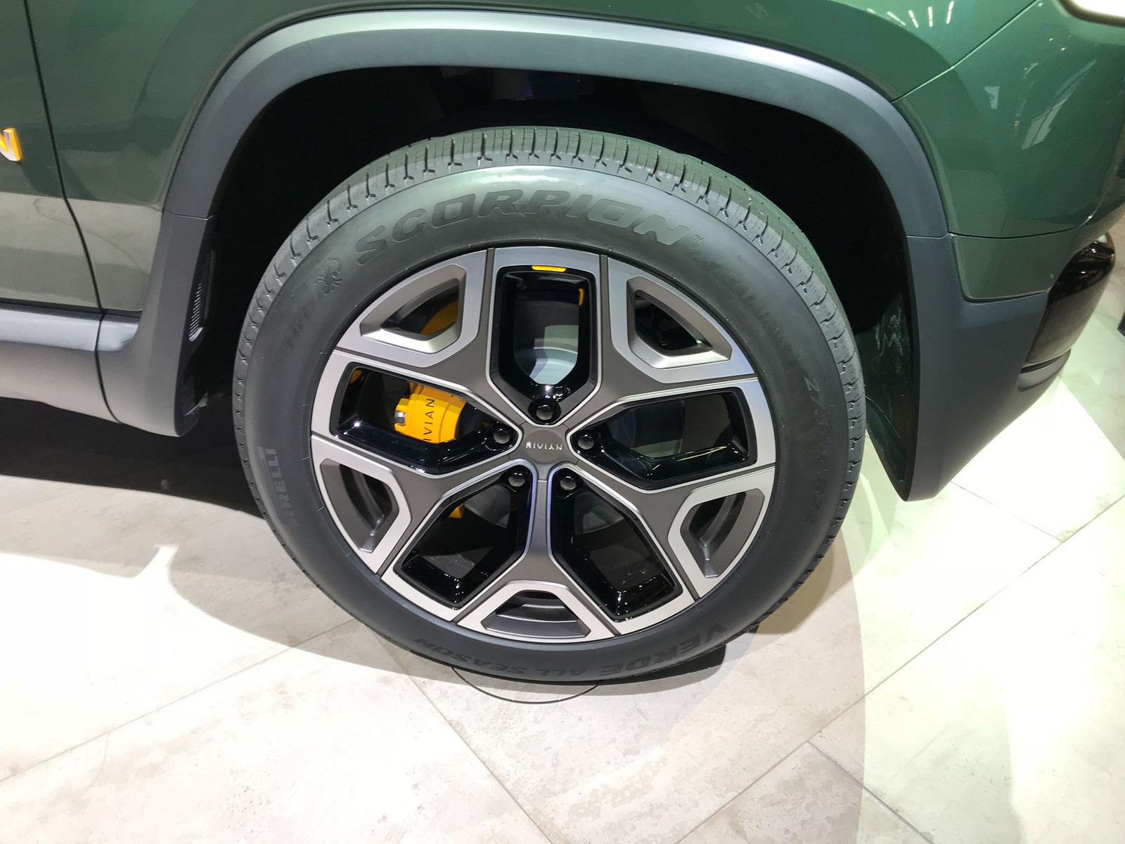 The new Tesla killer: this time everything is serious - Rivian, , , Electric car, Video, Longpost