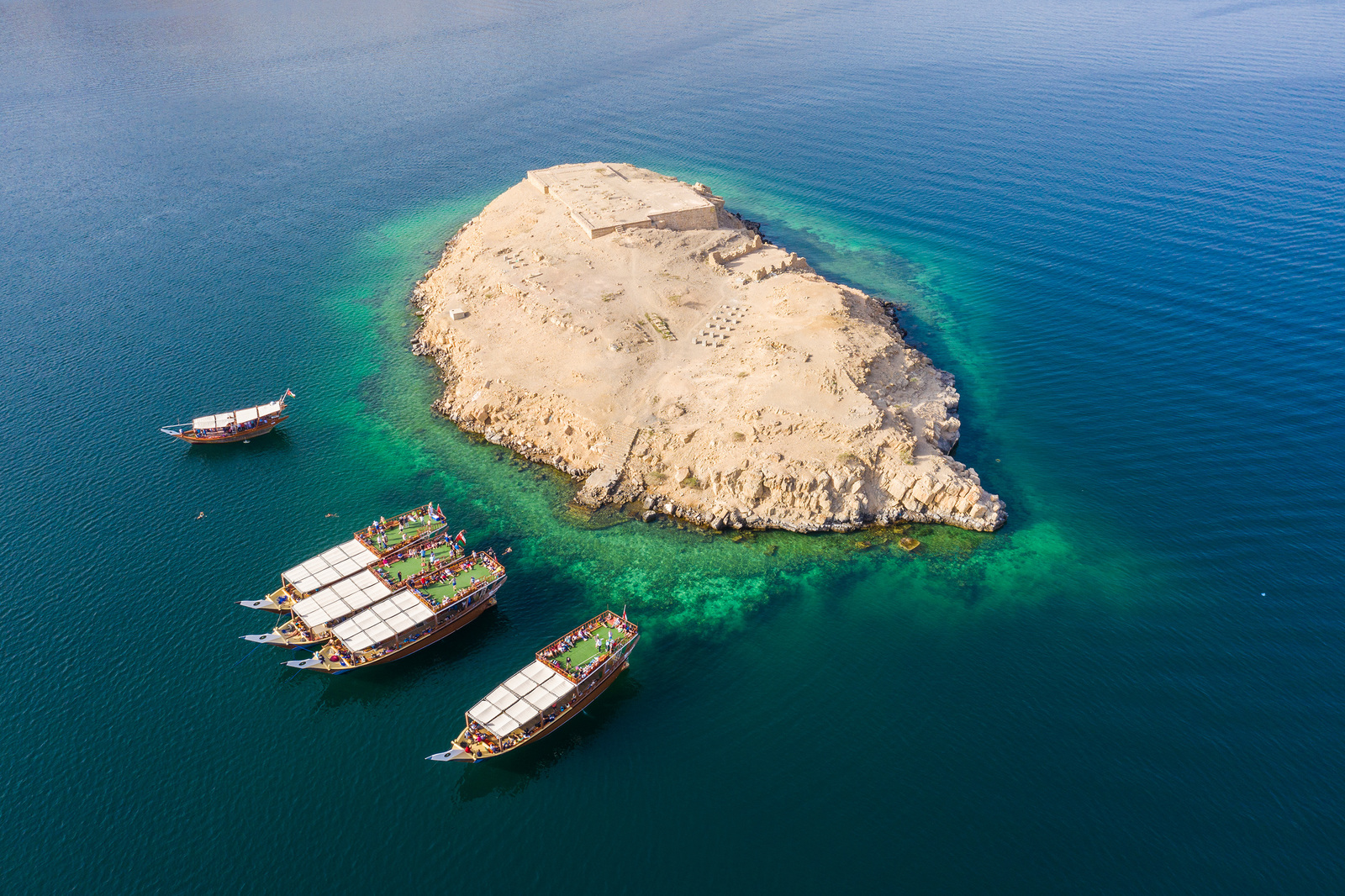 Boats in the fjord - My, The photo, Drone, Quadcopter, Aerial photography, Persian Gulf, Oman, Ship, Fjords