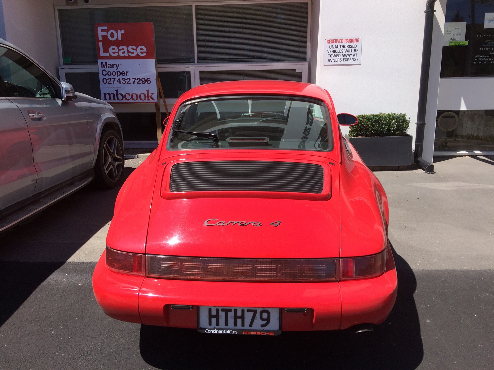 Porsche 911 Carrera 4 - икона в среде спорткаров. Самобытный изысканный  дизайн, чистая мощь... Это авто - настоящий дрим-кар для ценителей. | Пикабу