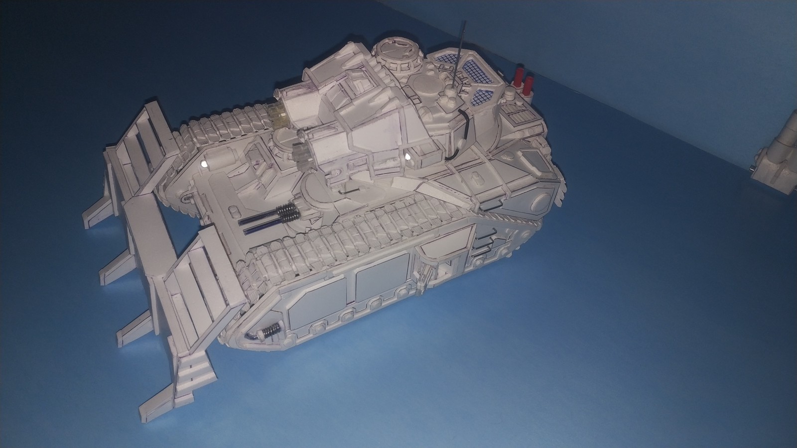 Scratch built. Танк Махариус вархаммер 40000. Махариус танк Warhammer 40000. Махарий танк вархаммер. Macharius Heavy Tank.