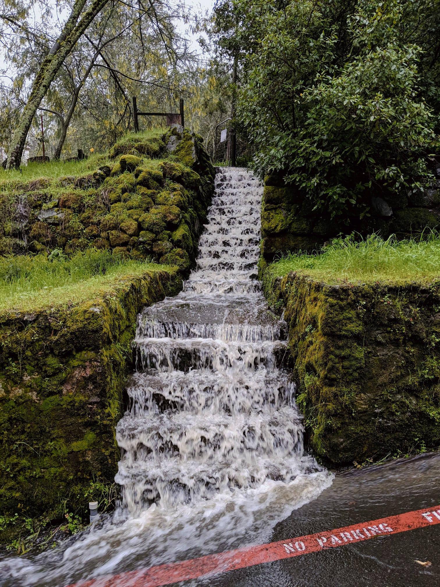 Heavy rain turned the stairs into a waterfall - Stairs, Waterfall, Reddit, The photo